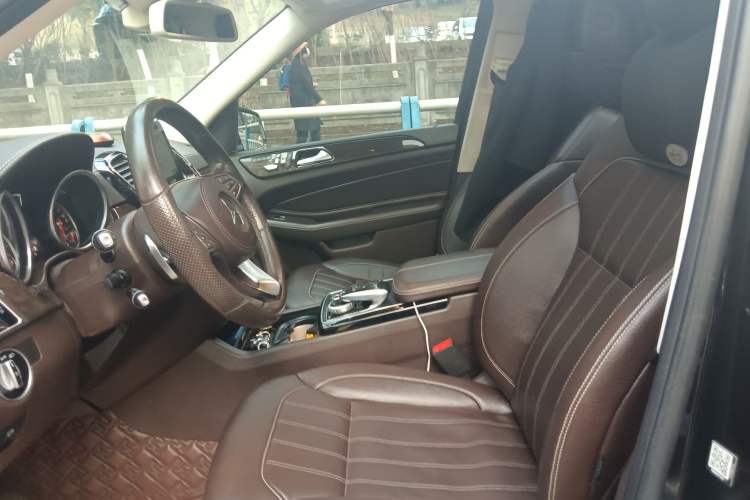 Used Mercedes-Benz GLS 2017 GLS 400 4MATIC Dynamic Model Left Front Seat