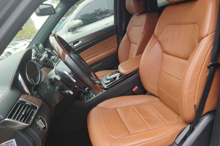 Used Mercedes-Benz GLS  Left Front Seat