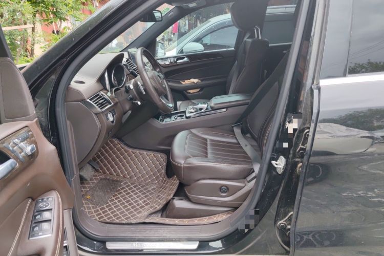 Used Mercedes-Benz GLS 2017 GLS 400 4MATIC Dynamic Model Left Front Seat