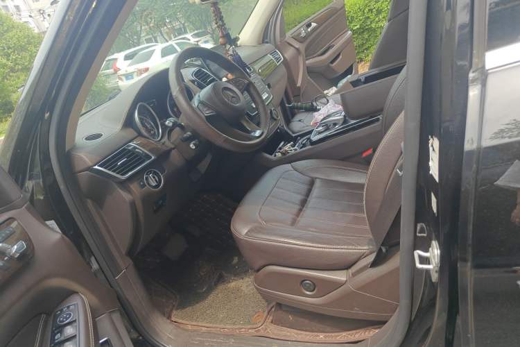 Used Mercedes-Benz GLS 2017 GLS 400 4MATIC Dynamic Model Left Front Seat