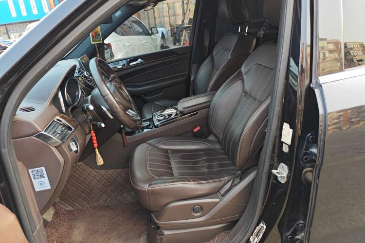 Used Mercedes-Benz GLS 2017 GLS 400 4MATIC Fashion Edition Left Front Seat