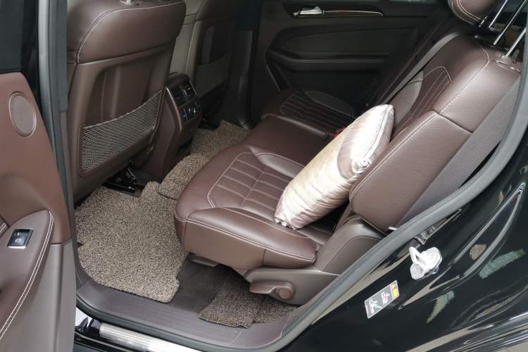 Used Mercedes-Benz GLS  Left Rear Seat