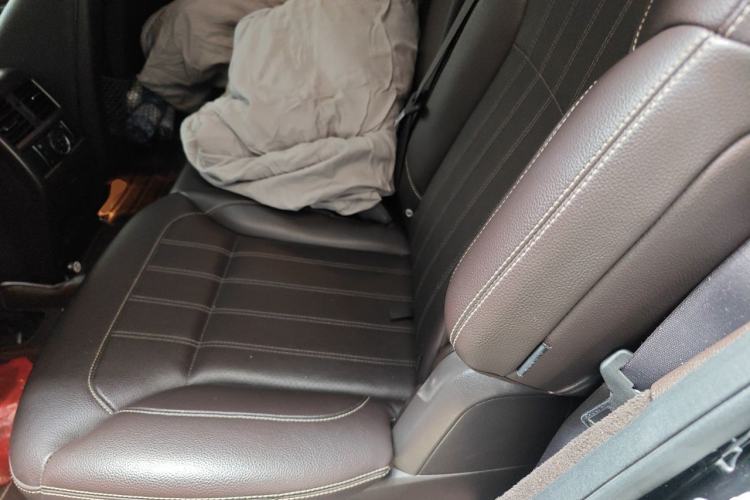 Used Mercedes-Benz GLS 2017 GLS 400 4MATIC Fashion Edition Left Rear Seat