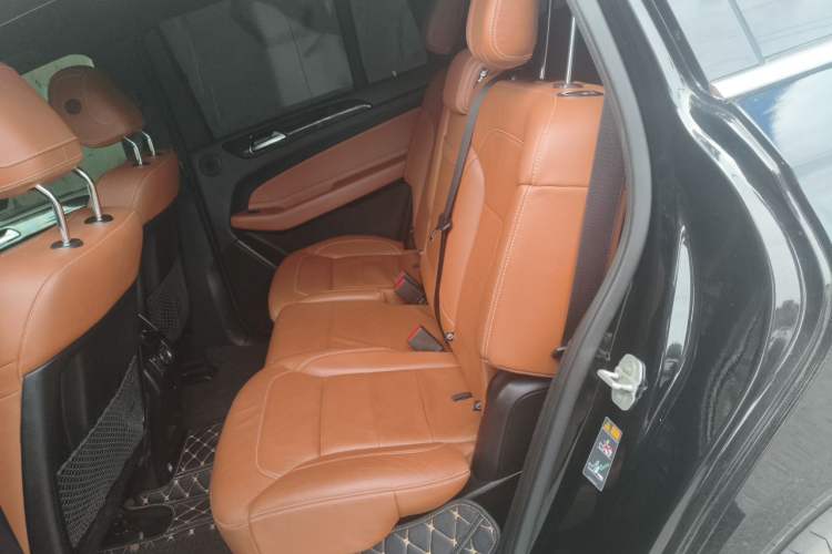 Used Mercedes-Benz GLS  Left Rear Seat