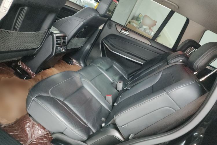 Used Mercedes-Benz GLS 2017 GLS 500 4MATIC Left Rear Seat
