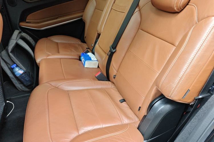 Used Mercedes-Benz GLS 2017 GLS 500 4MATIC Left Rear Seat