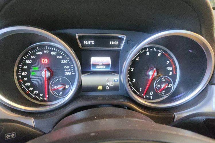 Used Mercedes-Benz GLS 2017 GLS 400 4MATIC Fashion Edition Odometer Close Up