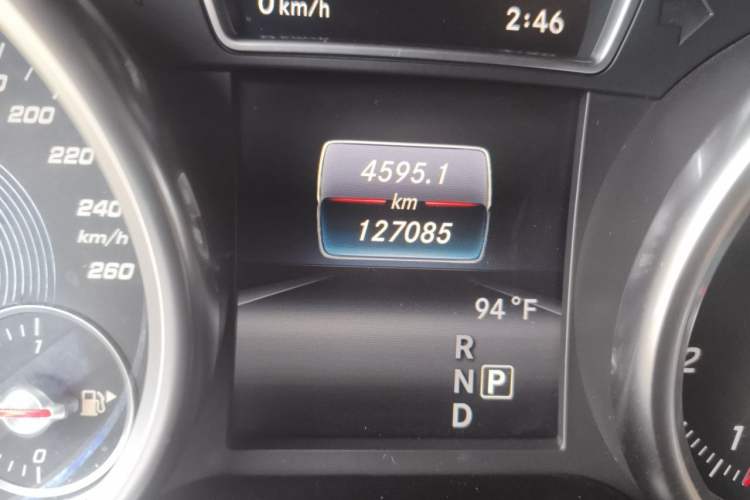 Used Mercedes-Benz GLS  Odometer Close Up