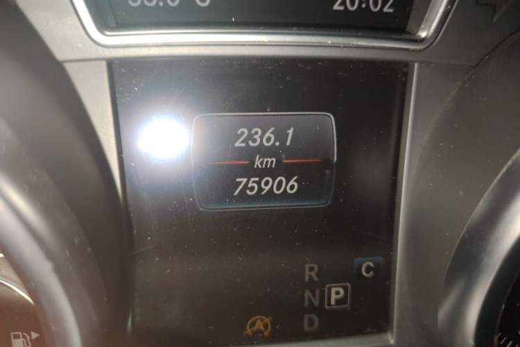Used Mercedes-Benz GLS  Odometer Close Up