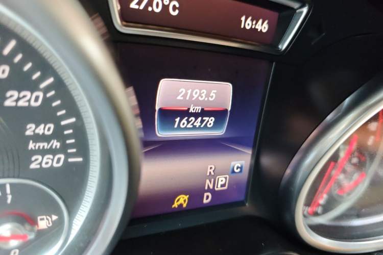 Used Mercedes-Benz GLS 2017 GLS 500 4MATIC Odometer Close Up