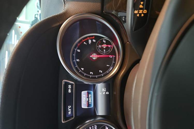 Used Mercedes-Benz GLS 2017 GLS 400 4MATIC Dynamic Model Odometer Close Up