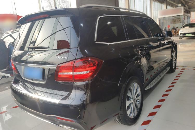 Used Mercedes-Benz GLS 2017 GLS 400 4MATIC Dynamic Model Rear Right 45 Deg