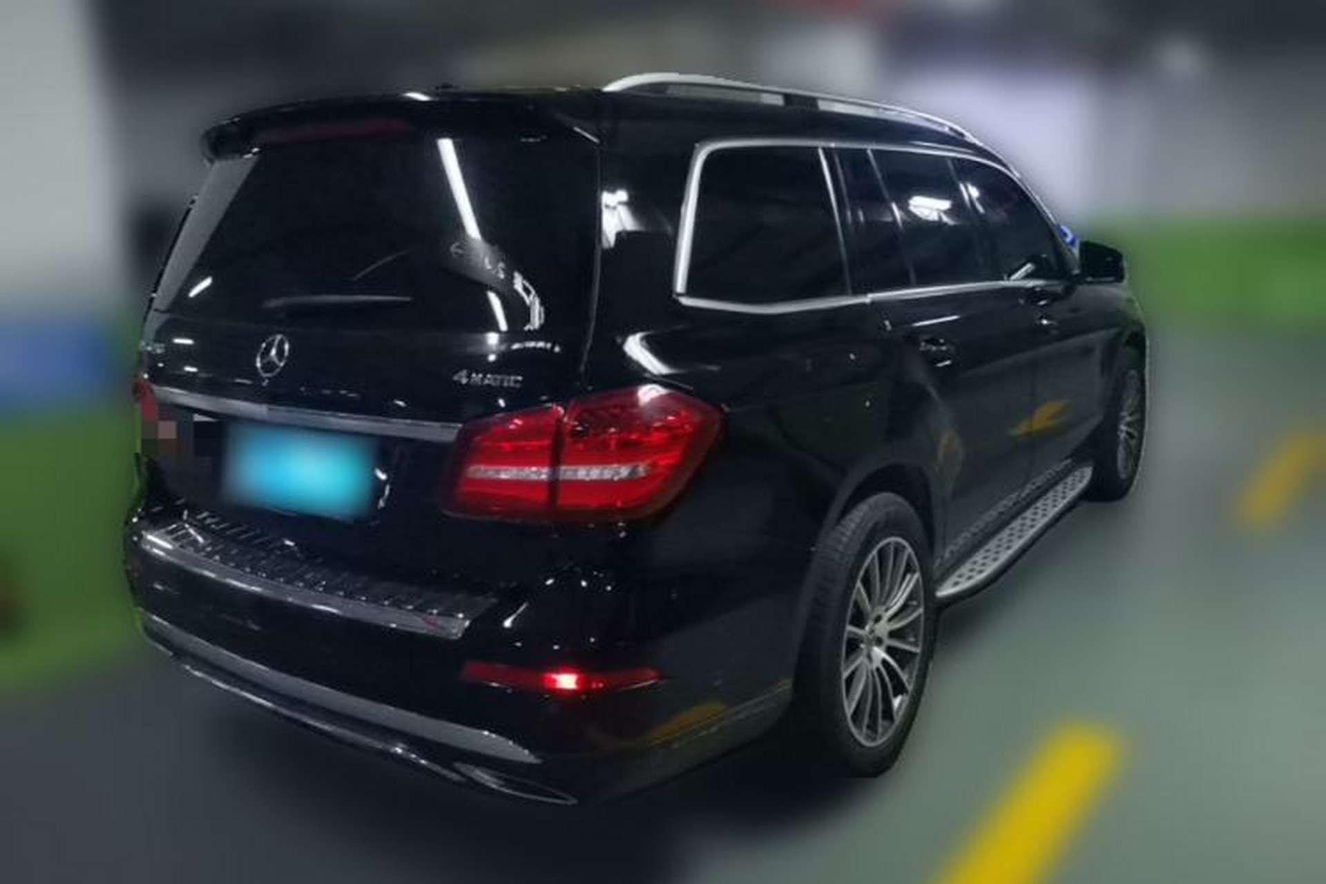 Used Mercedes-Benz GLS  Rear Right 45 Deg