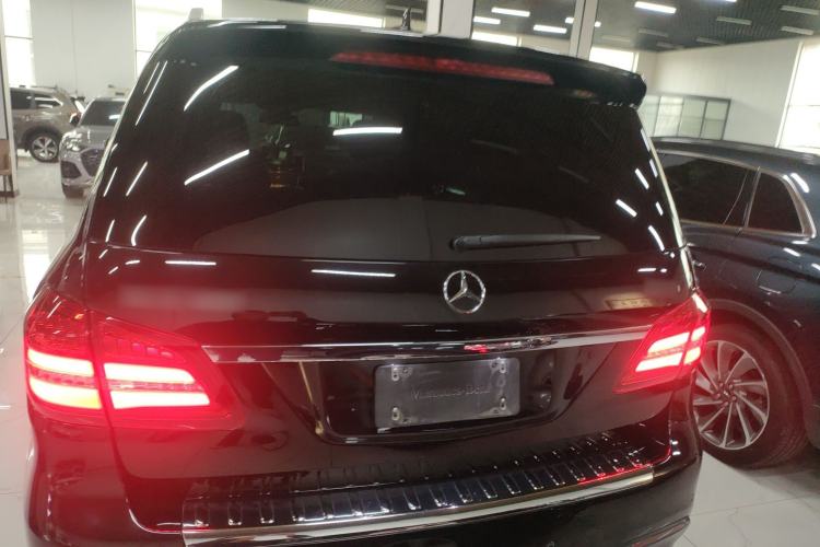 Used Mercedes-Benz GLS 2017 GLS 400 4MATIC Dynamic Model Rear