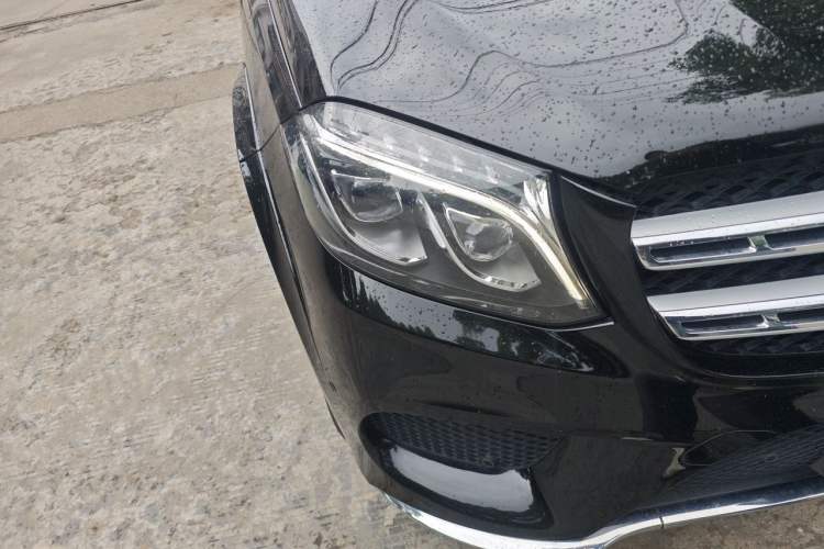 Used Mercedes-Benz GLS 2017 GLS 400 4MATIC Luxury Model Right Front Headlight