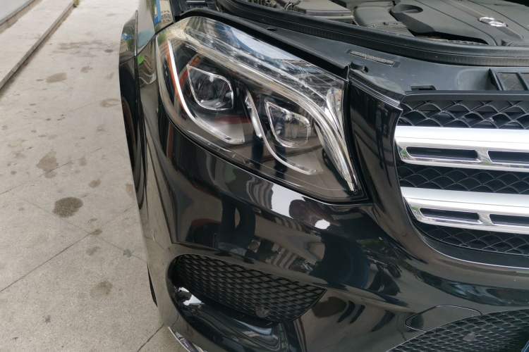 Used Mercedes-Benz GLS  Right Front Headlight
