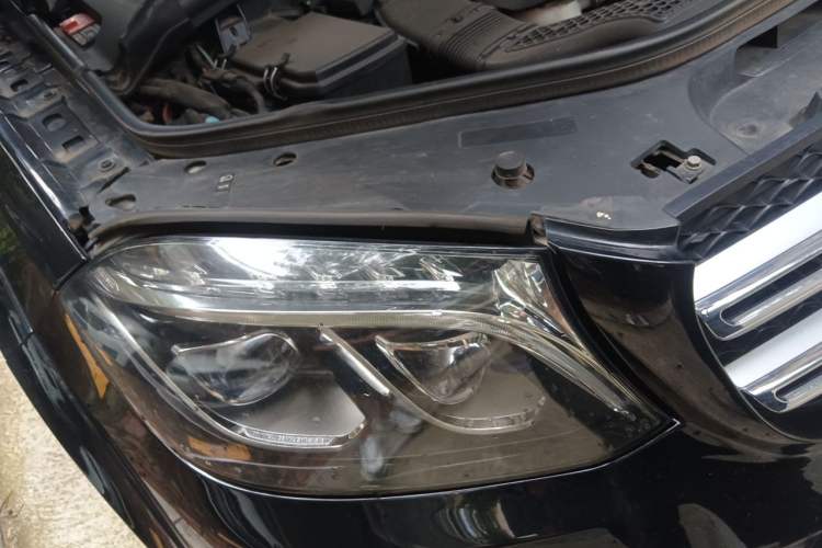 Used Mercedes-Benz GLS 2017 GLS 400 4MATIC Dynamic Model Right Front Headlight
