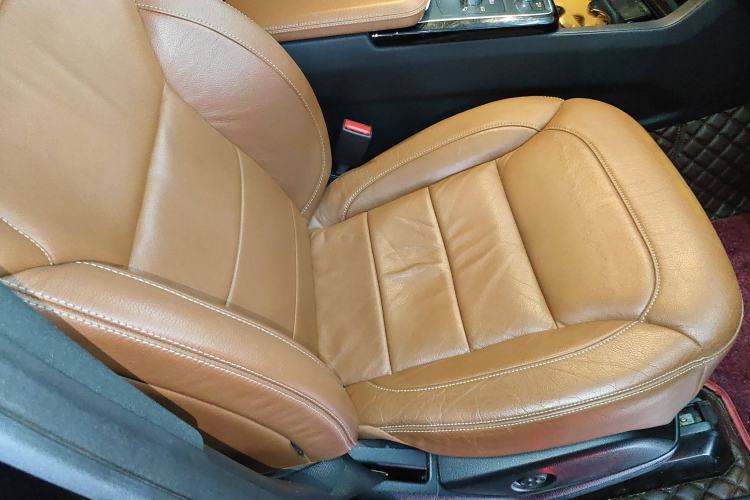 Used Mercedes-Benz GLS 2017 GLS 400 4MATIC Luxury Model Right Front Seat