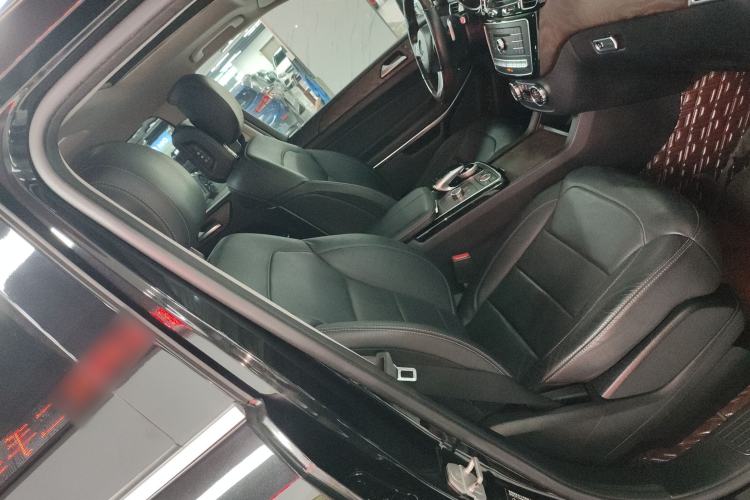 Used Mercedes-Benz GLS 2017 GLS 500 4MATIC Right Front Seat