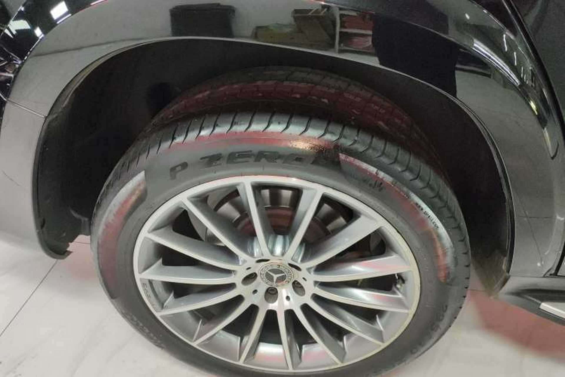 Used Mercedes-Benz GLS 2017 GLS 500 4MATIC Right Rear Wheel Hub
