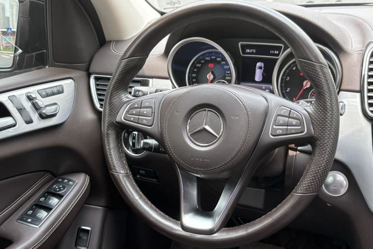 Used Mercedes-Benz GLS 2017 GLS 400 4MATIC Fashion Edition Steering Wheel