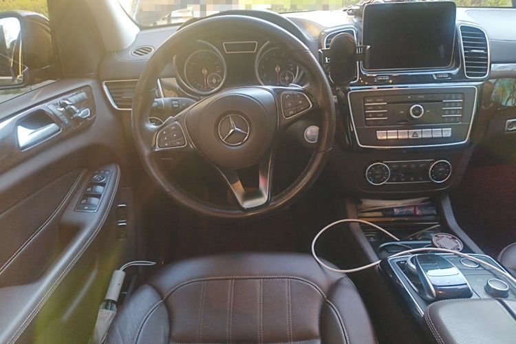 Used Mercedes-Benz GLS 2017 GLS 400 4MATIC Dynamic Model Steering Wheel