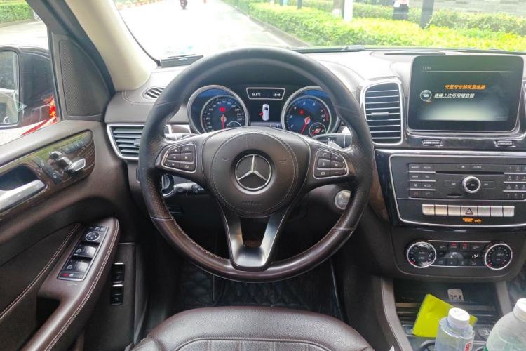 Used Mercedes-Benz GLS 2017 GLS 400 4MATIC Dynamic Model Steering Wheel