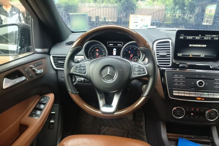 Used Mercedes-Benz GLS 2017 GLS 500 4MATIC Steering Wheel