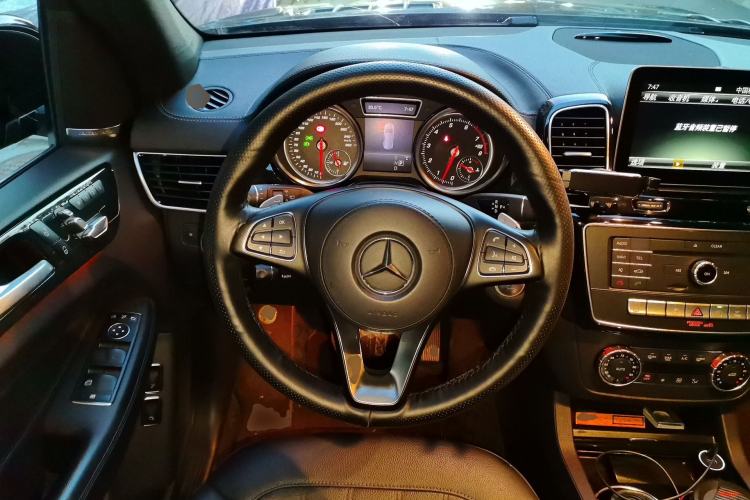 Used Mercedes-Benz GLS  Steering Wheel