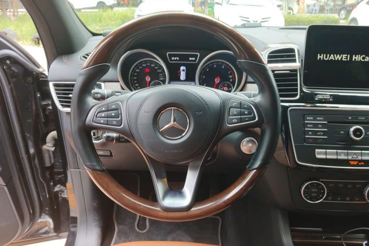 Used Mercedes-Benz GLS  Steering Wheel