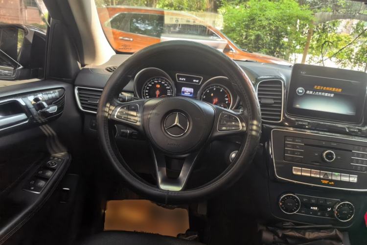 Used Mercedes-Benz GLS  Steering Wheel