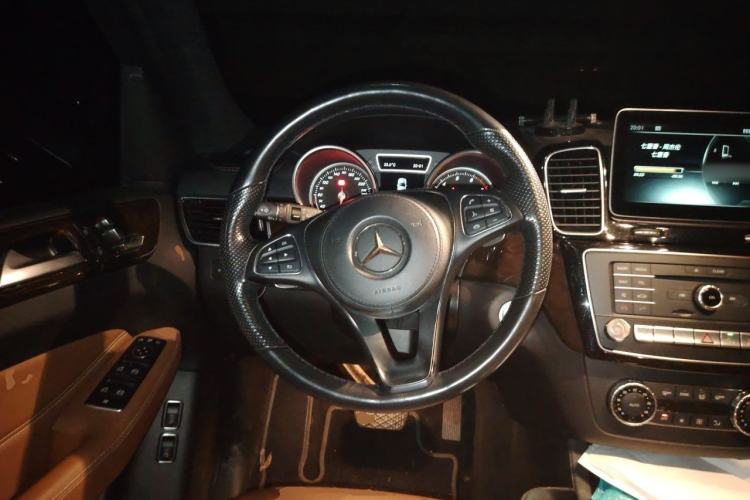 Used Mercedes-Benz GLS  Steering Wheel