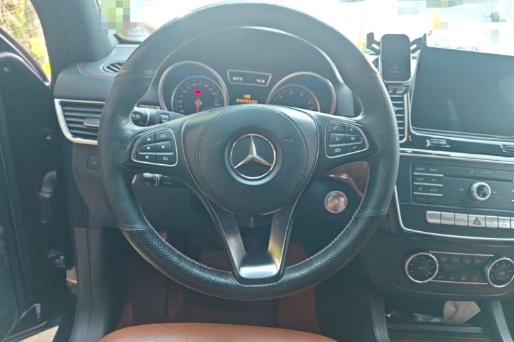 Used Mercedes-Benz GLS  Steering Wheel
