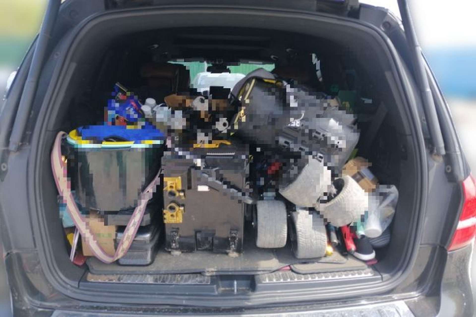 Used Mercedes-Benz GLS  Trunk