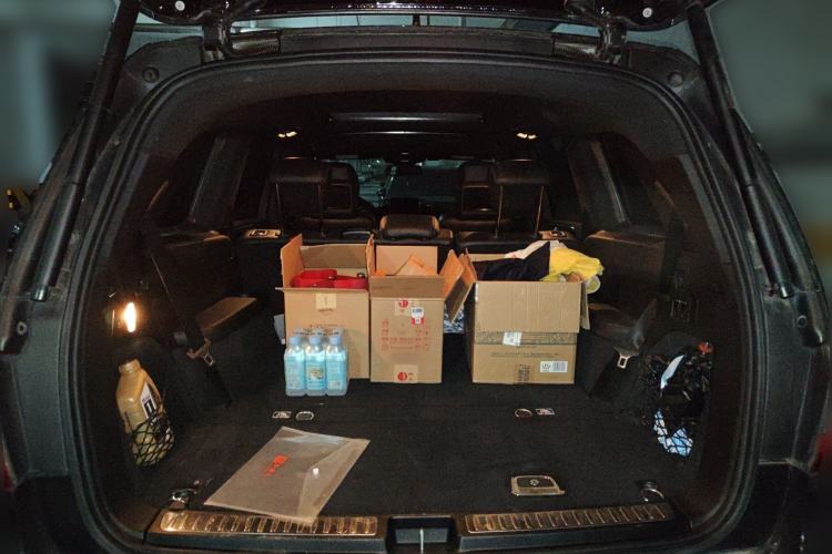 Used Mercedes-Benz GLS  Trunk