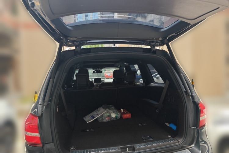 Used Mercedes-Benz GLS 2017 GLS 400 4MATIC Fashion Edition Trunk