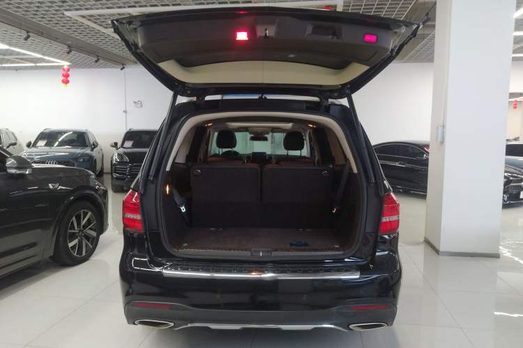 Used Mercedes-Benz GLS 2017 GLS 400 4MATIC Dynamic Model Trunk