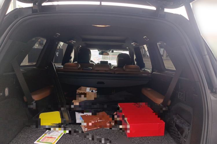 Used Mercedes-Benz GLS 2017 GLS 500 4MATIC Trunk