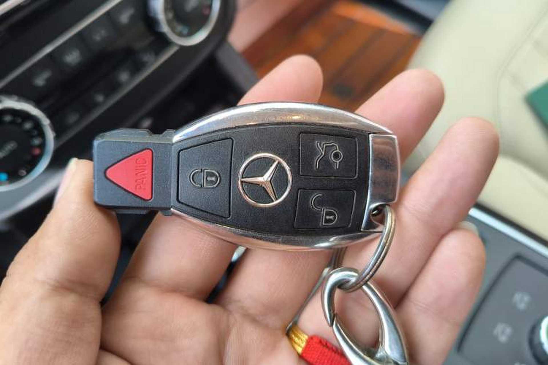 Used Mercedes-Benz GLS  Vehicle Key