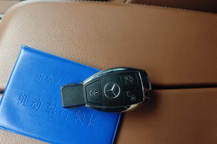 Used Mercedes-Benz GLS 2017 GLS 400 4MATIC Luxury Model Vehicle Key