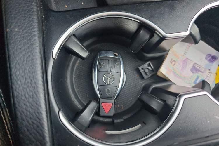 Used Mercedes-Benz GLS  Vehicle Key