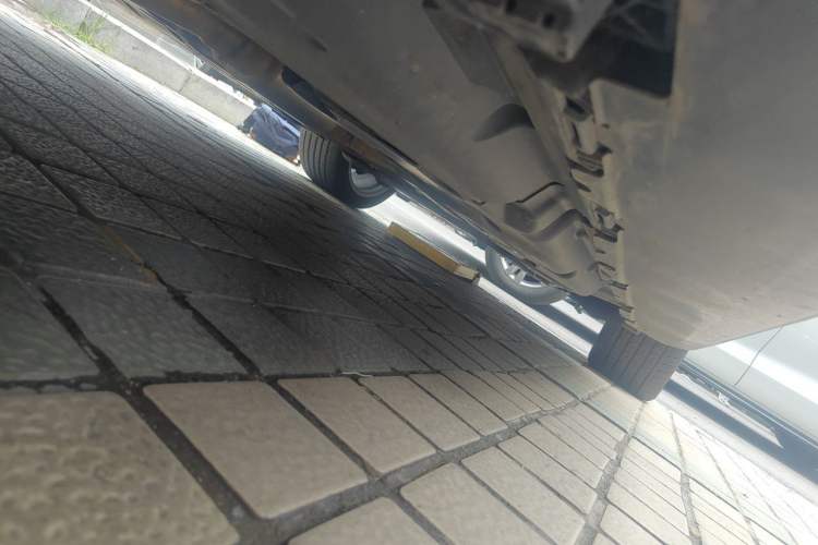 Used Mercedes-Benz GLS  Chassis Rear Right