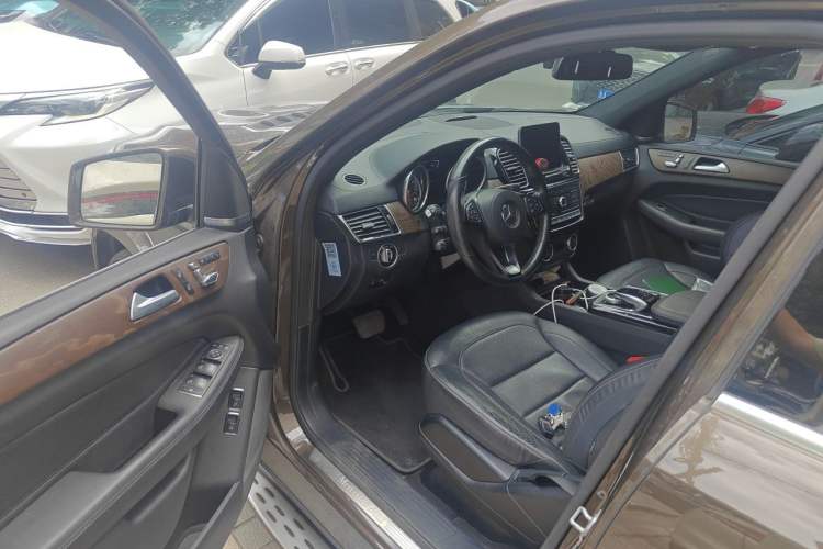 Used Mercedes-Benz GLS  Driver Seat