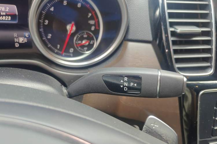 Used Mercedes-Benz GLS  Gear Lever