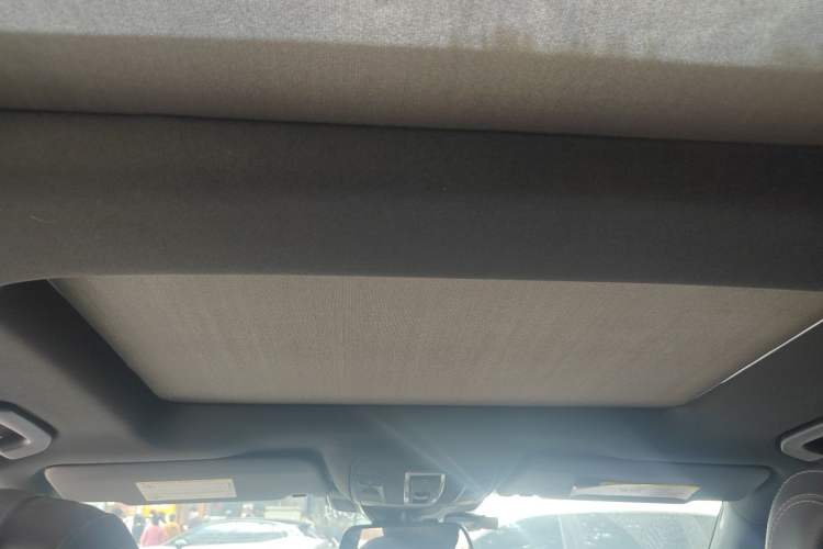 Used Mercedes-Benz GLS  Headliner