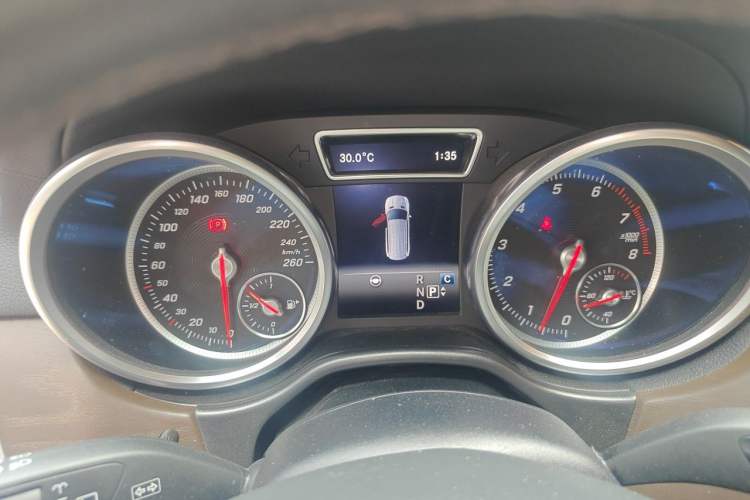 Used Mercedes-Benz GLS  Instrument Cluster