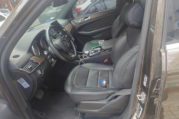 Used Mercedes-Benz GLS  Left Front Seat