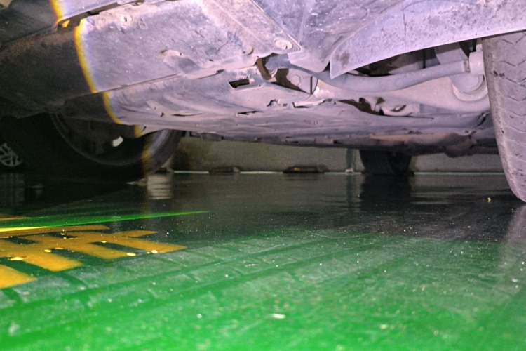 Used Mercedes-Benz GLS  Chassis Front Left