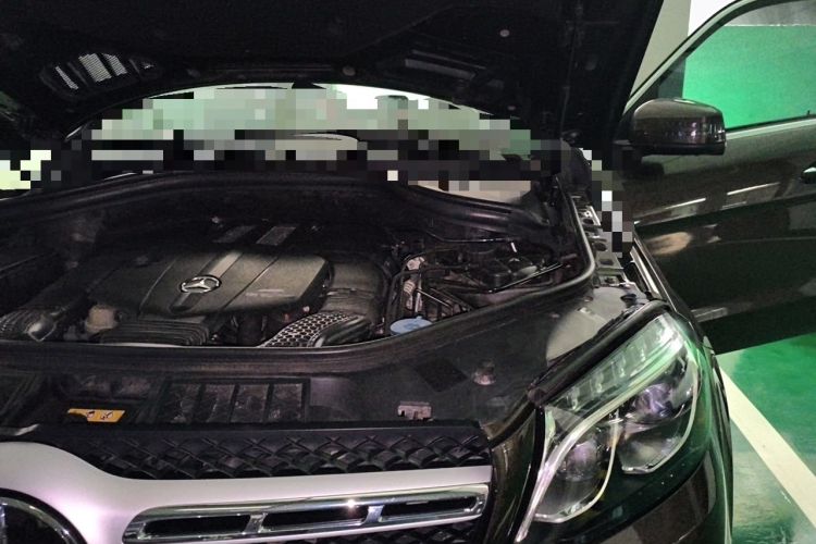 Used Mercedes-Benz GLS  Engine Bay Left