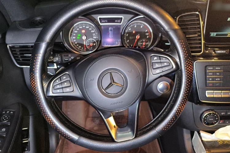 Used Mercedes-Benz GLS  Steering Wheel